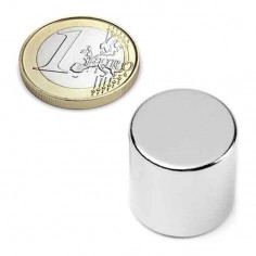IMÁN NEODIMIO 20x20mm 2