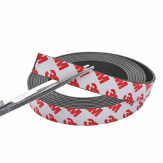 CINTA MAGNÉTICA ADHESIVA 39 mm GROSOR 1,5 mm 2