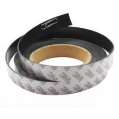 CINTA MAGNÉTICA ADHESIVA 12,5 mm DOS POLOS 2