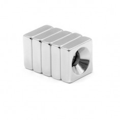 IMÁN NEODIMIO PARA ATORNILLAR 12x12x4 mm 2