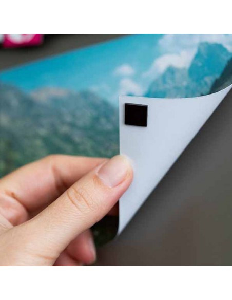 CUADRADO MAGNÉTICO ADHESIVO 10x10 mm