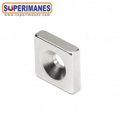 IMÁN PARA ATORNILLAR 15x15x4mm 2