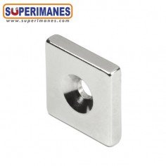 IMÁN PARA ATORNILLAR 20x20x4mm 2