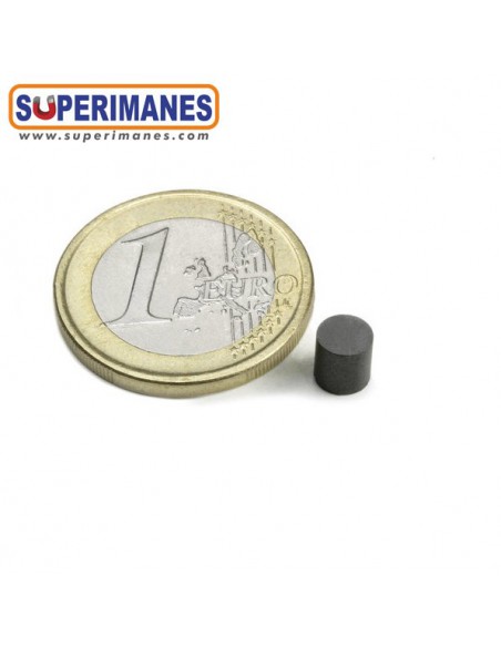 IMÁN FERRITA 5x5mm