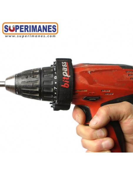 MUÑEQUERA MAGNÉTICA PARA PUNTAS