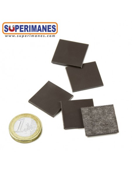 CUADRADO MAGNÉTICO ADHESIVO 20x20mm