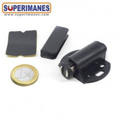 CIERRE PUERTA MAGNETICO EXPULSOR Y METAL 2