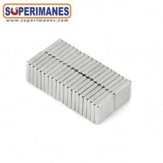 IMÁN NEODIMIO 5x5x1mm 2