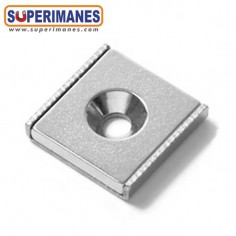 IMÁN EN RECIPIENTE 20x20x4mm 2